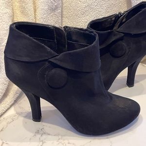 Suede Ankle boots